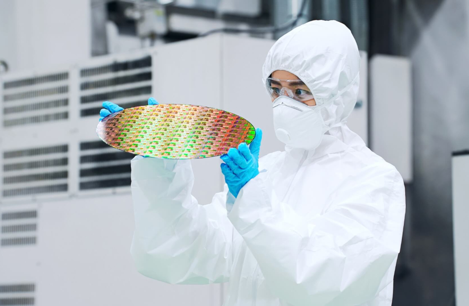 Hi-Tech Banner